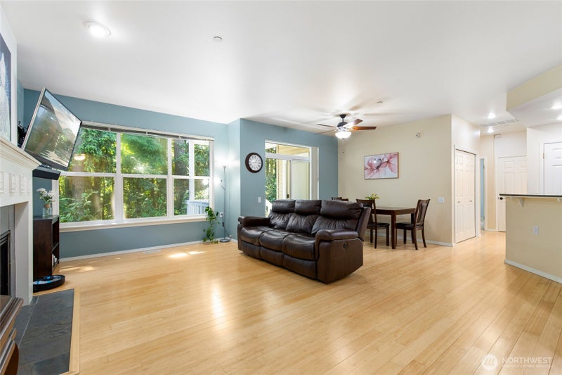424 228th Street SW H101