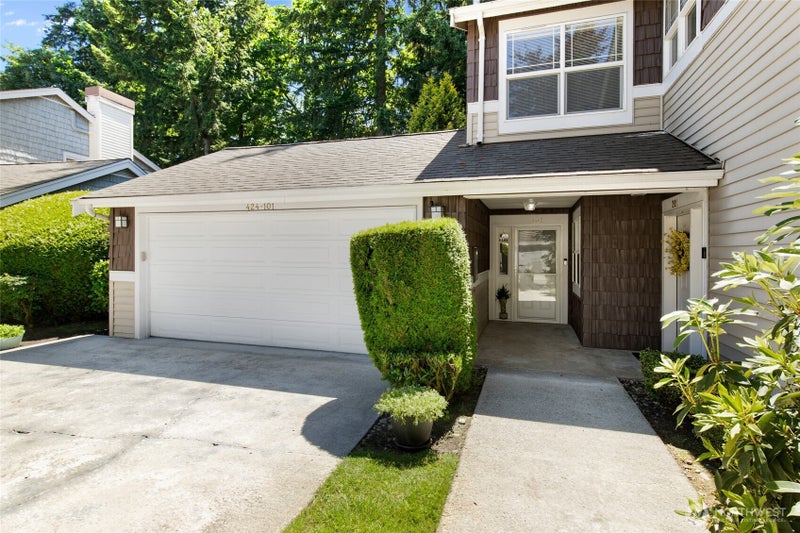 424 228th Street SW H101