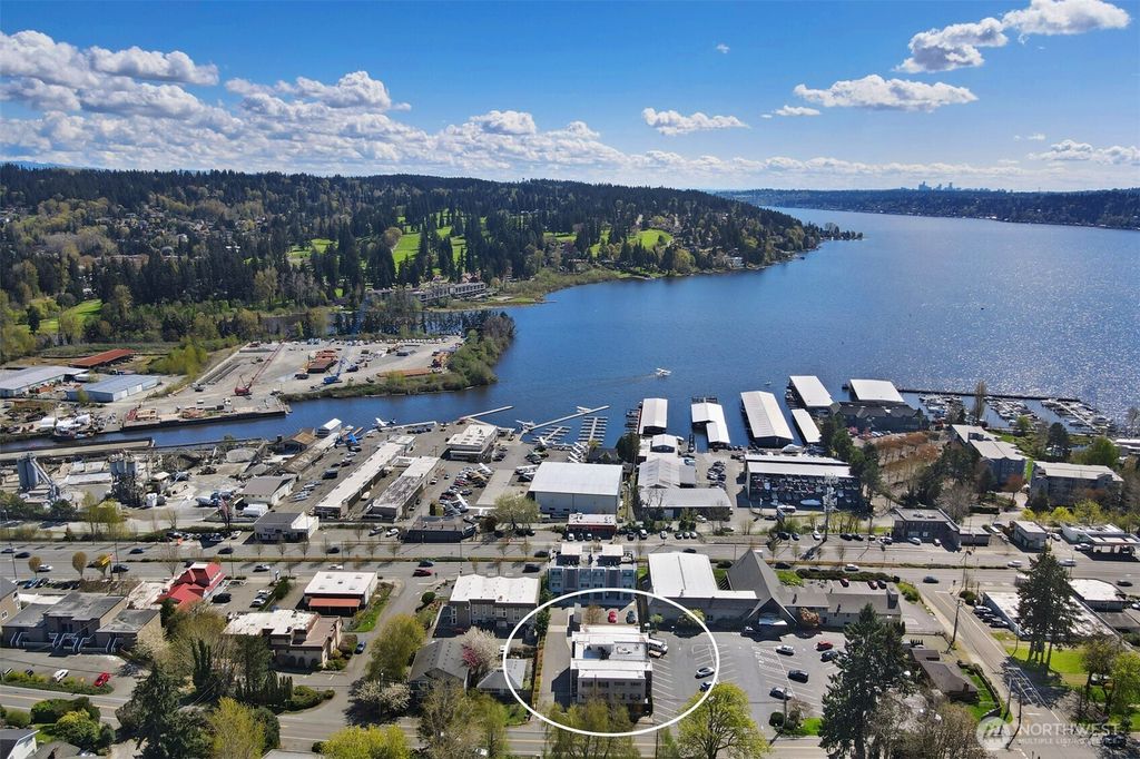 Photo of 6219 NE 181st Street #301, Kenmore, WA 98028 (MLS # 2502434)