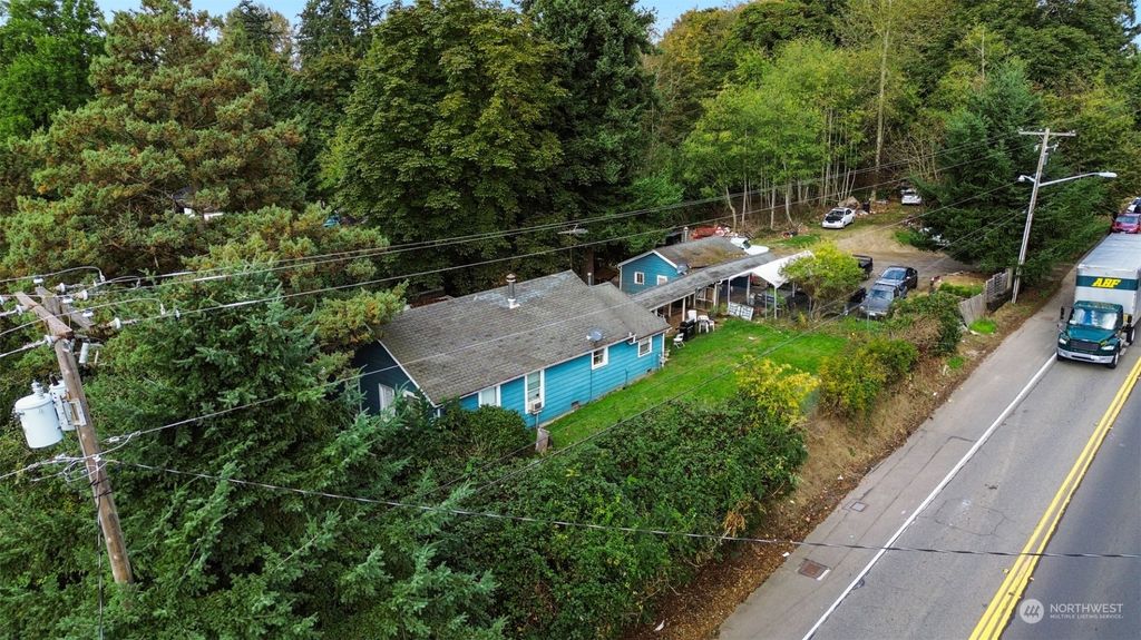Photo of 26435 SE 124th Avenue, Kent, WA 98030 (MLS # 2300931)