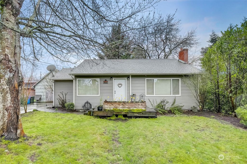 Photo of 408 Birch Street, Sultan, WA 98294 (MLS # 2205115)
