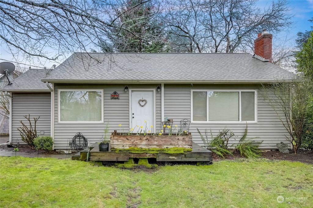 Photo of 408 Birch Street, Sultan, WA 98294 (MLS # 2205115)