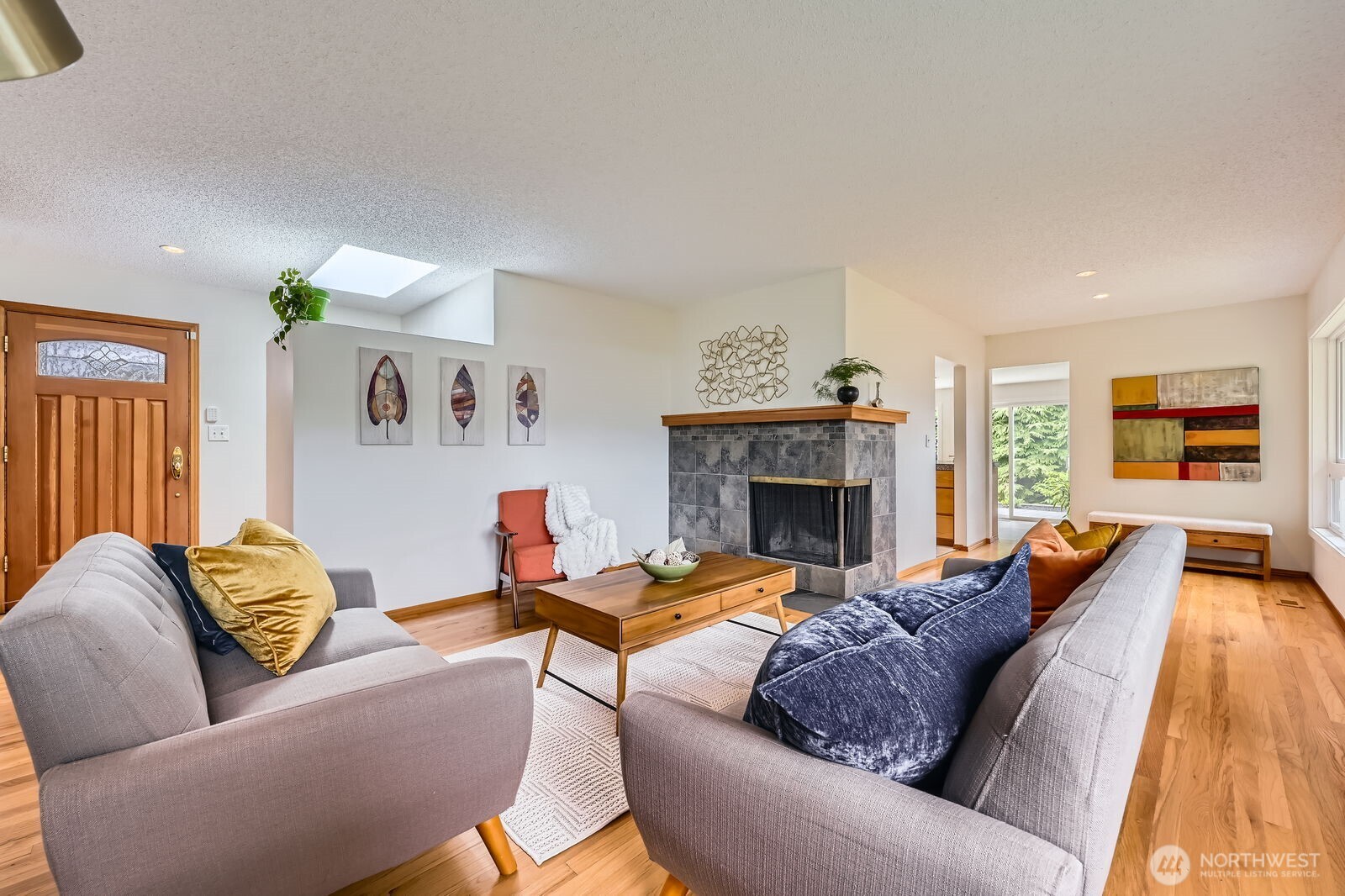 2545 NE 204th Street