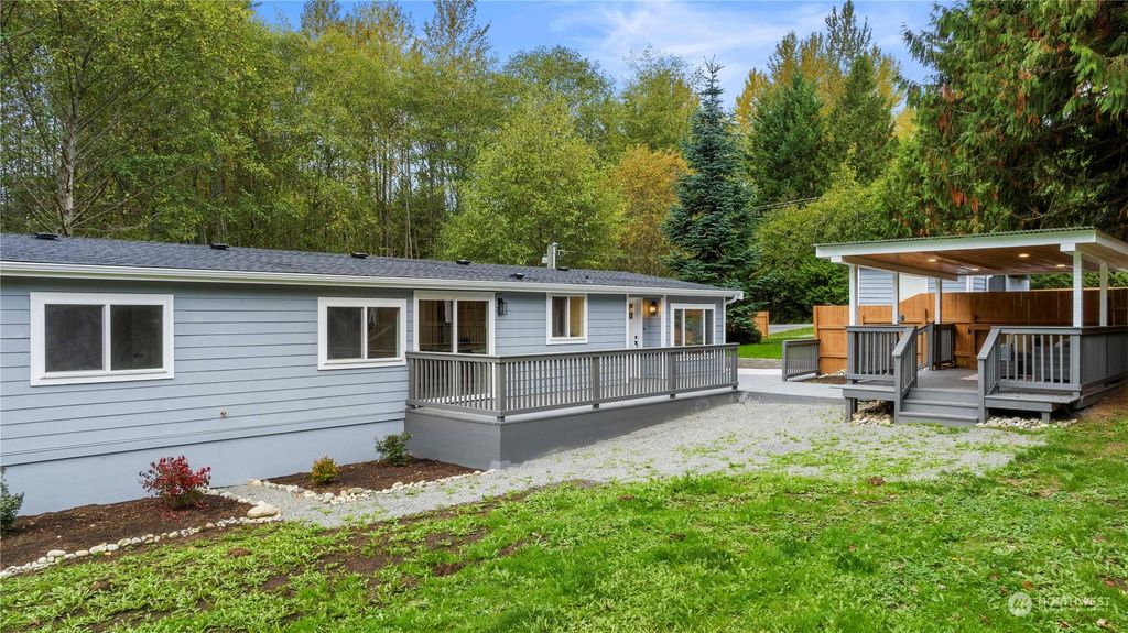 Photo of 6530 180th Street SE, Snohomish, WA 98296 (MLS # 2171544)