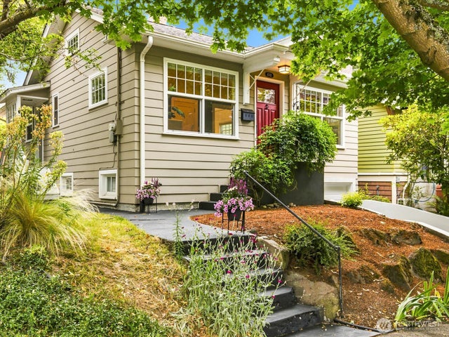 6742 7th Avenue NW, Seattle