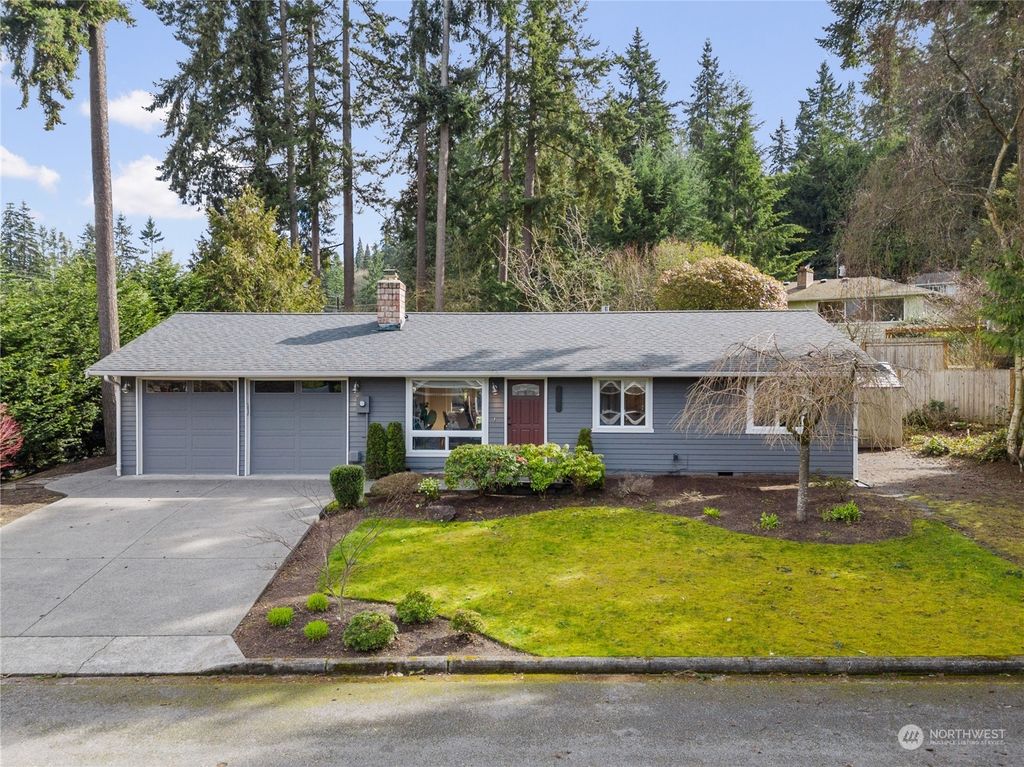Photo of 24232 Firdale Avenue, Edmonds, WA 98020 (MLS # 2206517)