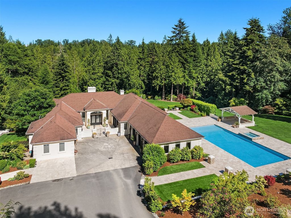 Photo of 24315 149th Avenue SE, Woodinville, WA 98077 (MLS # 2540345)