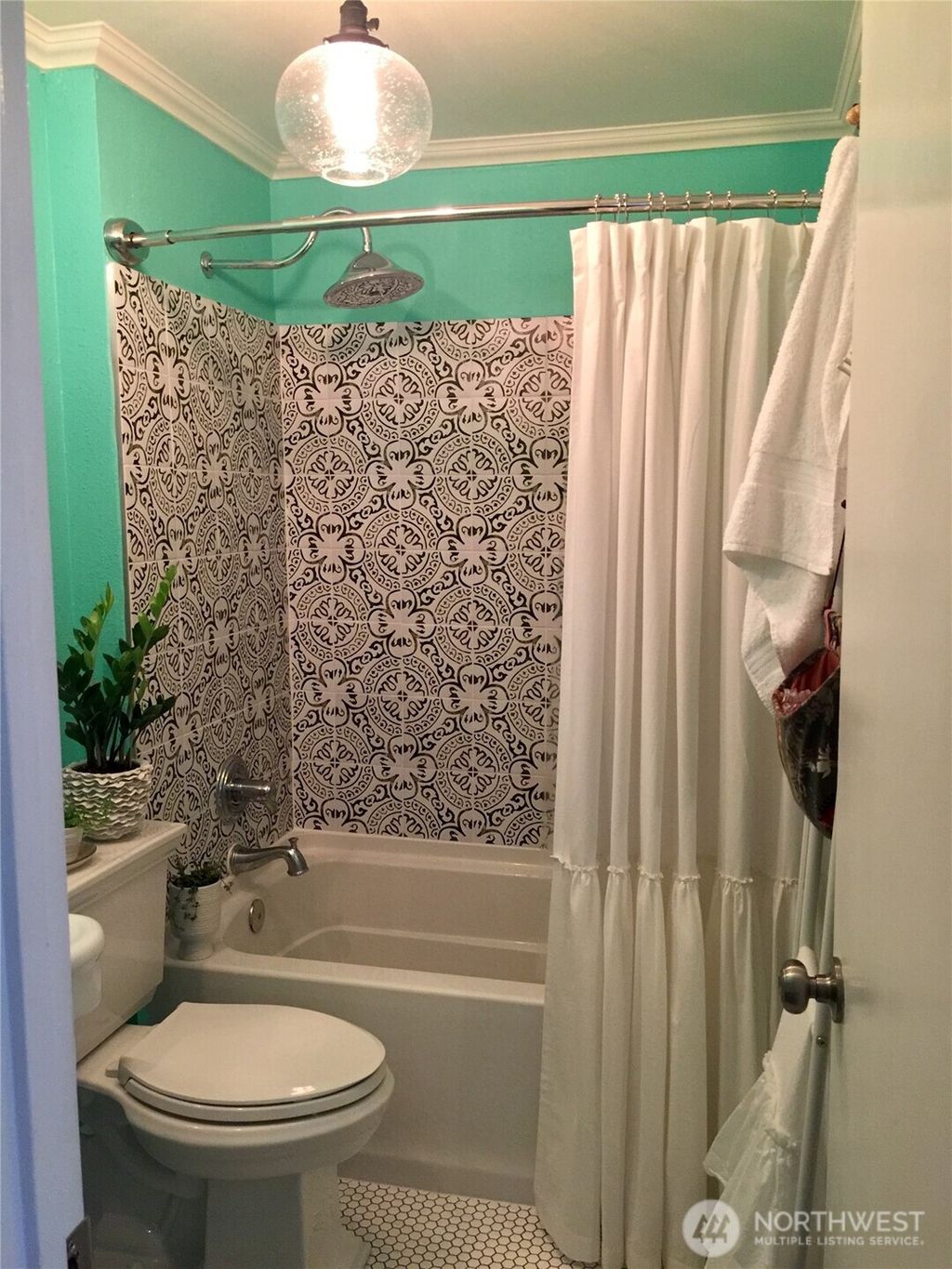 Photo of 12040 96th Avenue NE #123, Kirkland, WA 98034 (MLS # 2546300)