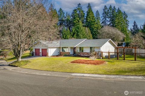 Photo of 3821 Dandelion Drive SE, Olympia, WA 98501 (MLS # 2489649)