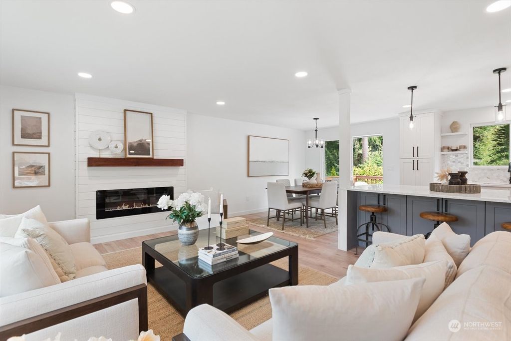 Photo of 19115 Dellwood Drive, Edmonds, WA 98026 (MLS # 2029082)