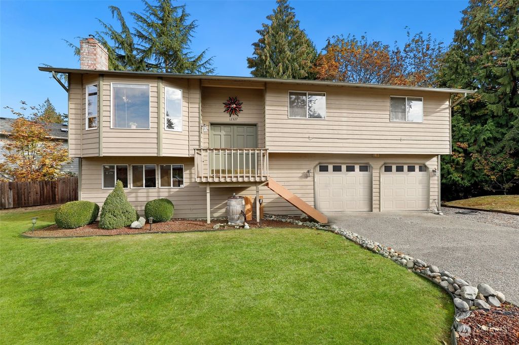 Photo of 12327 52nd Drive SE, Everett, WA 98208 (MLS # 2013514)