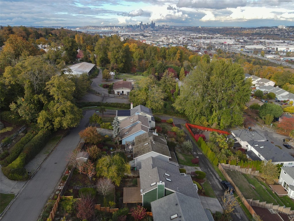 Photo of 8118 6th Avenue SW, Seattle, WA 98106 (MLS # 2598331)