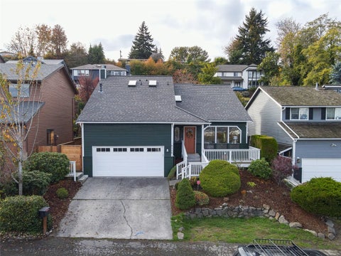 Photo of 8118 6th Avenue SW, Seattle, WA 98106 (MLS # 2598331)