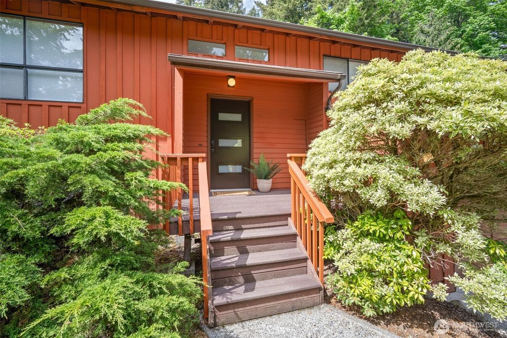 Photo of 2357 Yew Street Road, Bellingham, WA 98229 (MLS # 2524540)