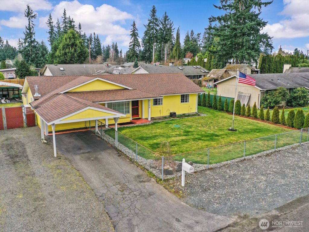 Photo of 6200 84th Place NE, Marysville, WA 98270 (MLS # 2489968)