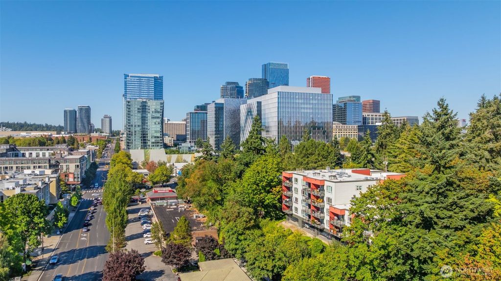 Photo of 145 105th Avenue SE #11, Bellevue, WA 98004 (MLS # 2424595)
