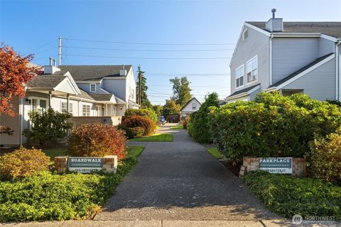 Photo of 126 E Grover Street #6B, Lynden, WA 98264 (MLS # 2442558)