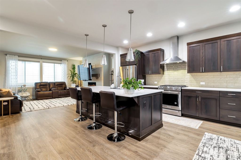 Photo of 13831 14th Place W, Lynnwood, WA 98087 (MLS # 2181848)