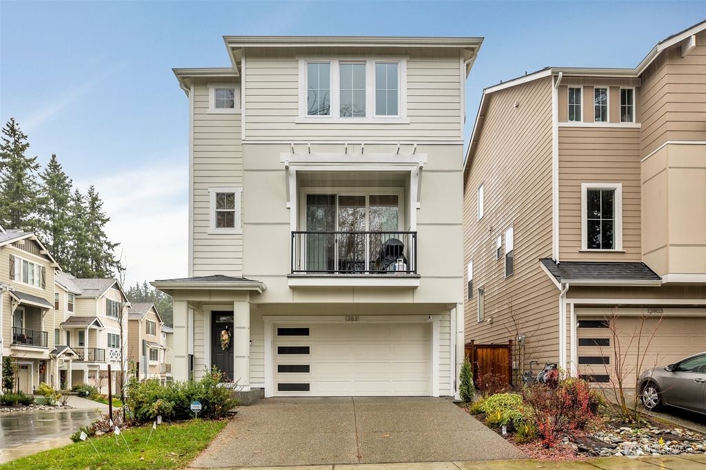 Photo of 13831 14th Place W, Lynnwood, WA 98087 (MLS # 2181848)