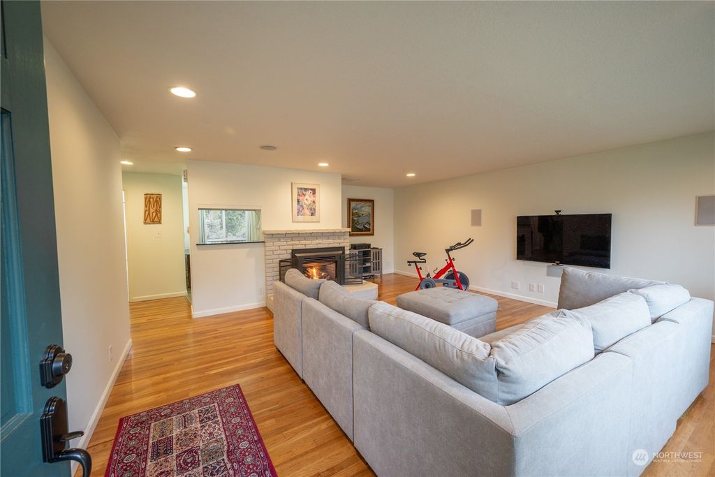 Photo of 1210 N 171st Street, Shoreline, WA 98133 (MLS # 2037394)