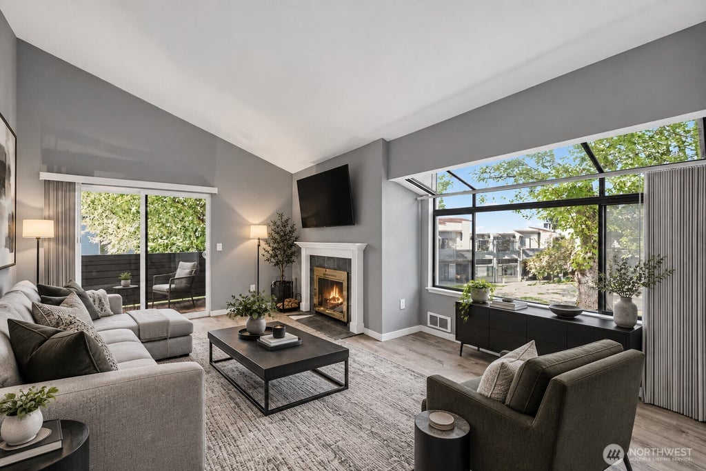 Photo of 10014 NE 122nd Street #D, Kirkland, WA 98034 (MLS # 2586782)