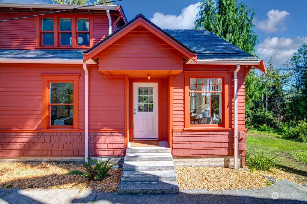 Photo of 7517 19th Avenue SW, Seattle, WA 98106 (MLS # 2287800)