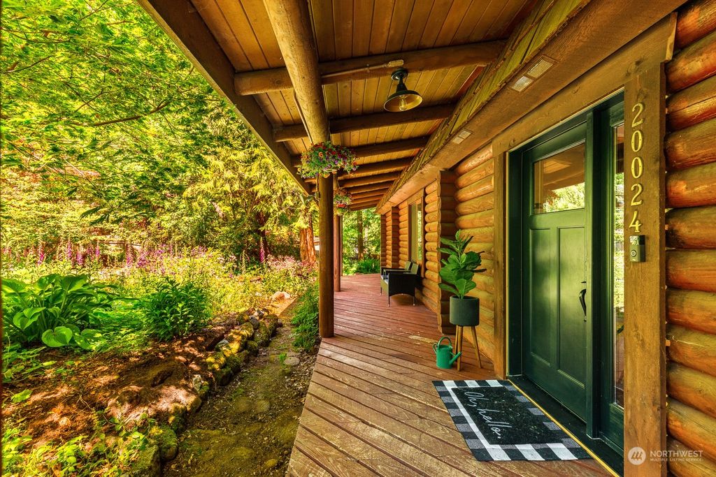 Photo of 20024 330th Avenue NE, Duvall, WA 98019 (MLS # 2078169)