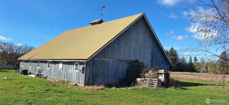 664 Rhoades Road