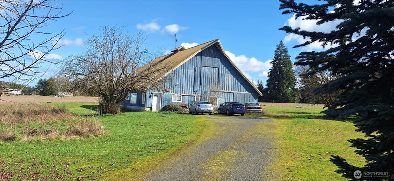 664 Rhoades Road