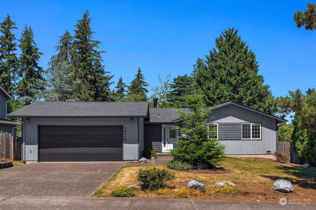 Photo of 15412 SE 176th Place, Renton, WA 98058 (MLS # 2279103)