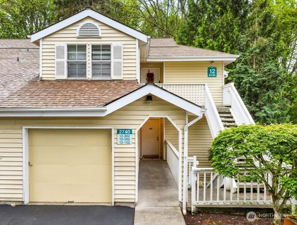 Photo of 2740 118th Avenue SE #202, Bellevue, WA 98005 (MLS # 2465873)