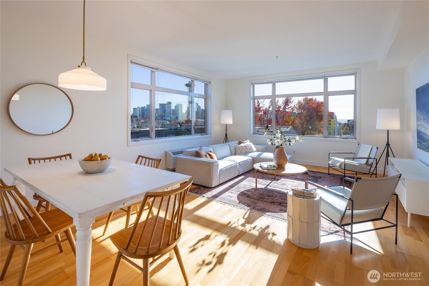 720 Queen Anne Avenue N 406