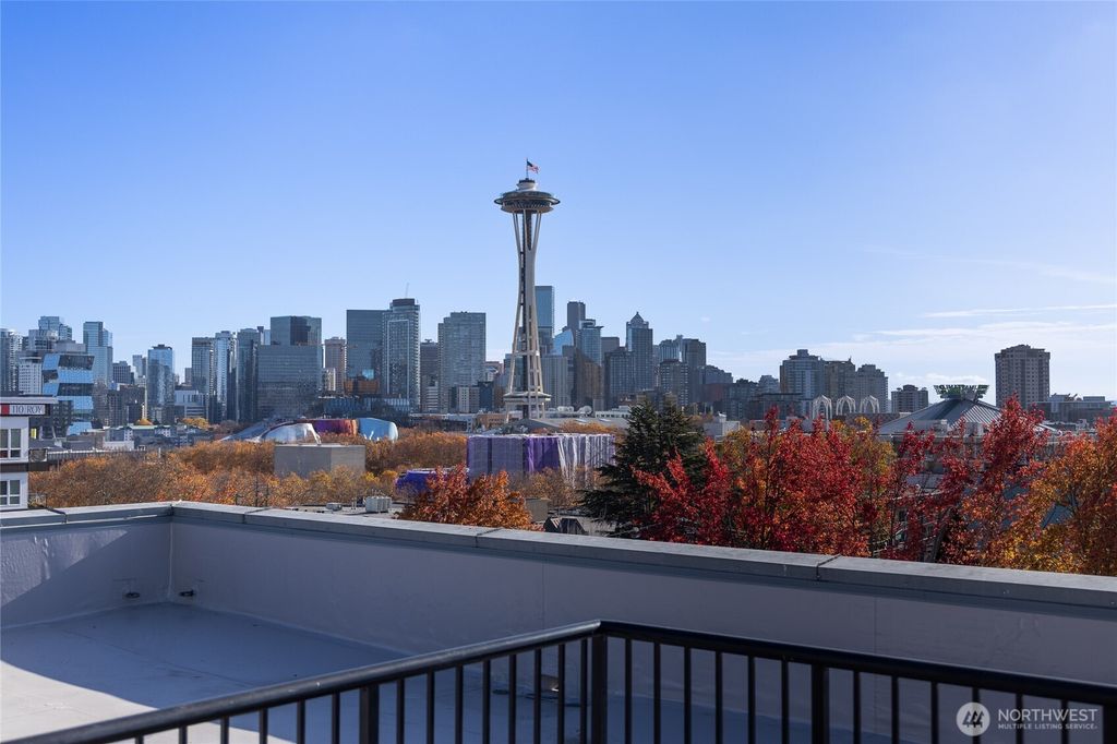 Photo of 720 Queen Anne Avenue N #406, Seattle, WA 98109 (MLS # 2454309)