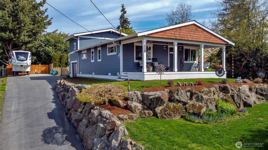 Photo of 215 SW 183rd Street, Normandy Park, WA 98166 (MLS # 2504447)