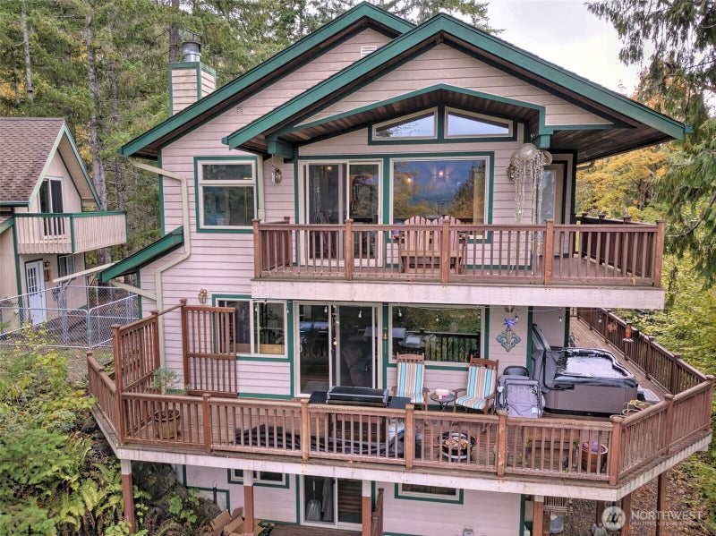 5791 N Lake Cushman Road