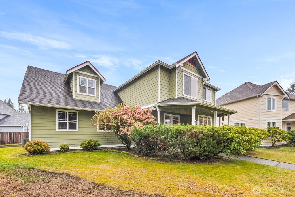 Photo of 1424 Latham Court, Dupont, WA 98327 (MLS # 2485795)