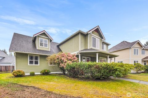 Photo of 1424 Latham Court, Dupont, WA 98327 (MLS # 2485795)