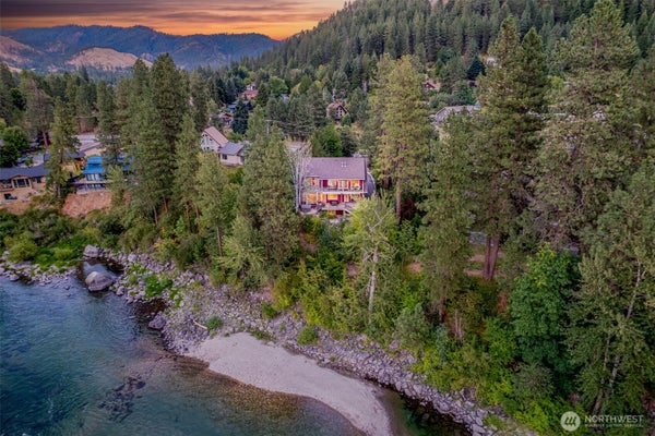 9690 E LEAVENWORTH RD, LEAVENWORTH, WA 98826 - Image e4145f94ebcd1a90c4ed401630085d2e/4227558103
