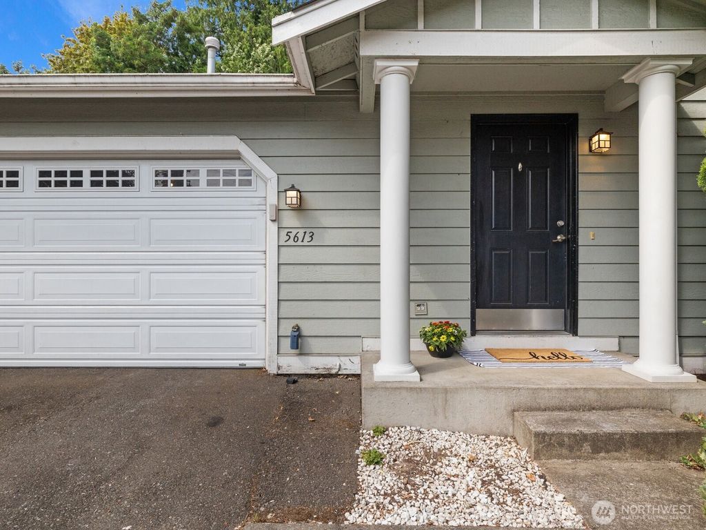 Photo of 5613 Grove Street, Marysville, WA 98270 (MLS # 2557269)
