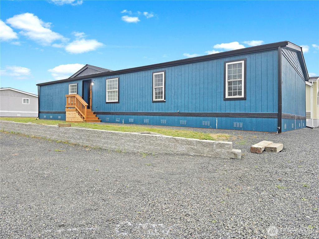 Photo of 157 Nix Lane, Centralia, WA 98531 (MLS # 2547666)