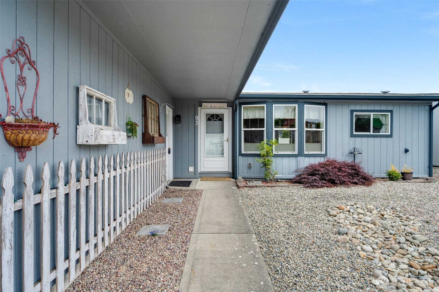 716 Dennis Street SE 93