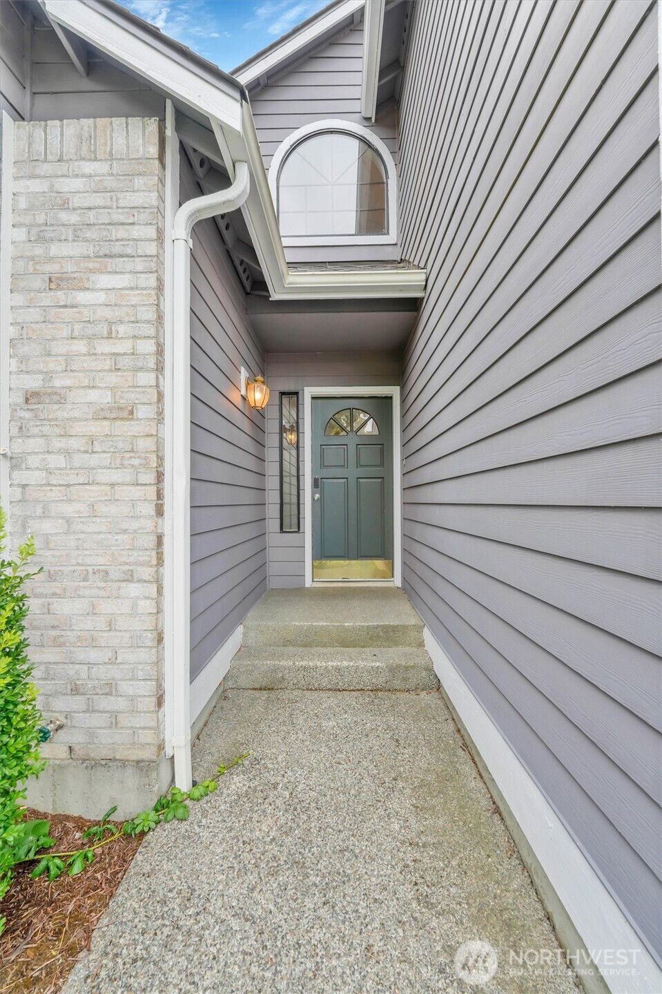 205 Spring Place