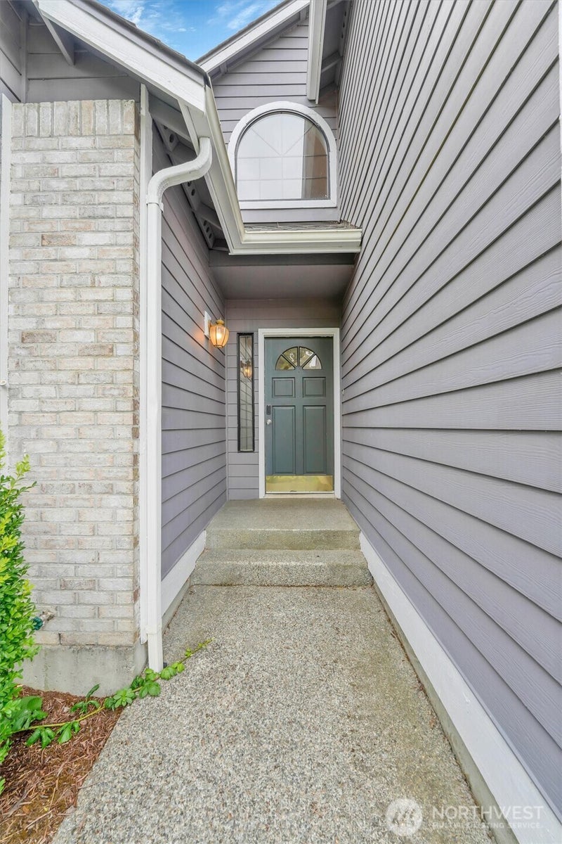 205 Spring Place