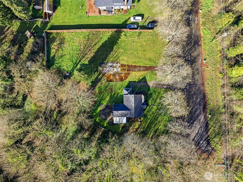 Photo of 324 E 40th Street, Tacoma, WA 98404 (MLS # 2499063)