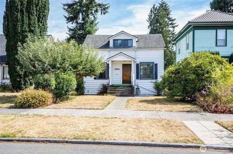 Photo of 2513 Cedar Street, Everett, WA 98201 (MLS # 2580480)