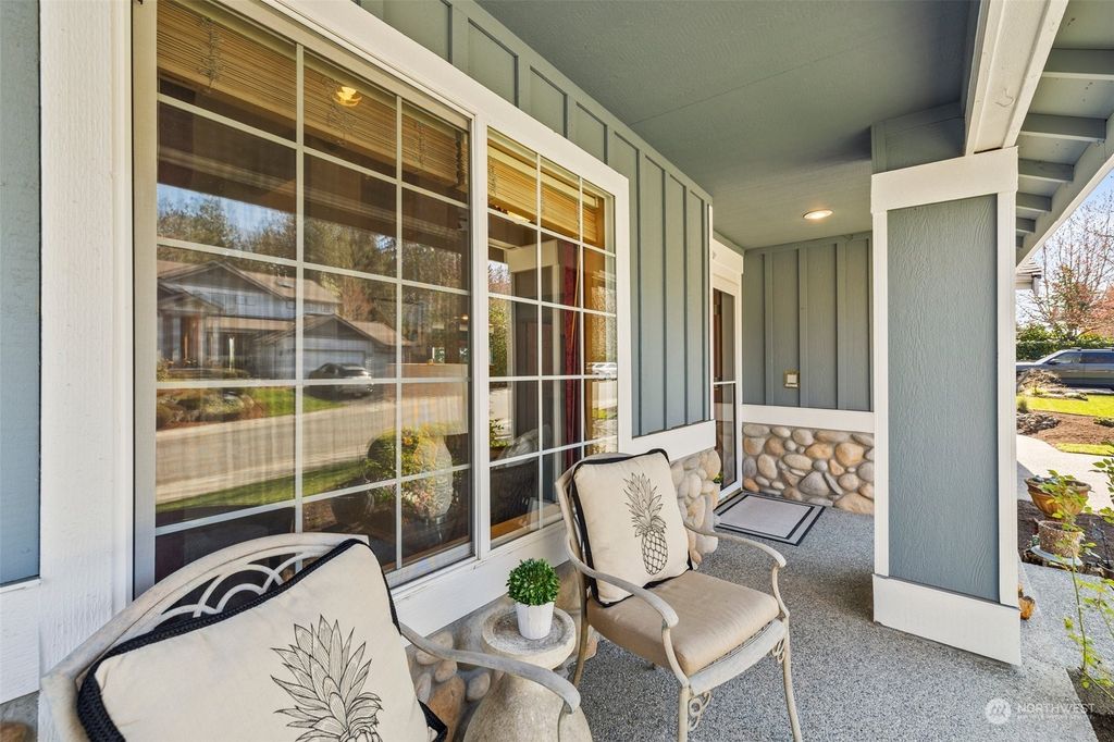 Photo of 1714 232nd Avenue NE, Sammamish, WA 98074 (MLS # 2212983)