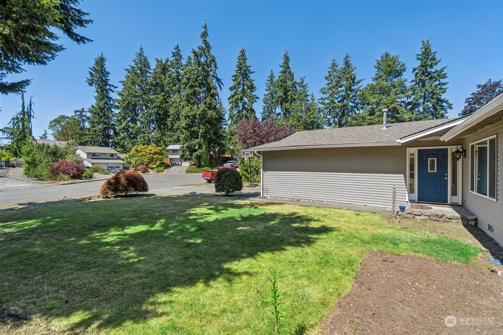 Photo of 18715 62nd Place W, Lynnwood, WA 98037 (MLS # 2271690)