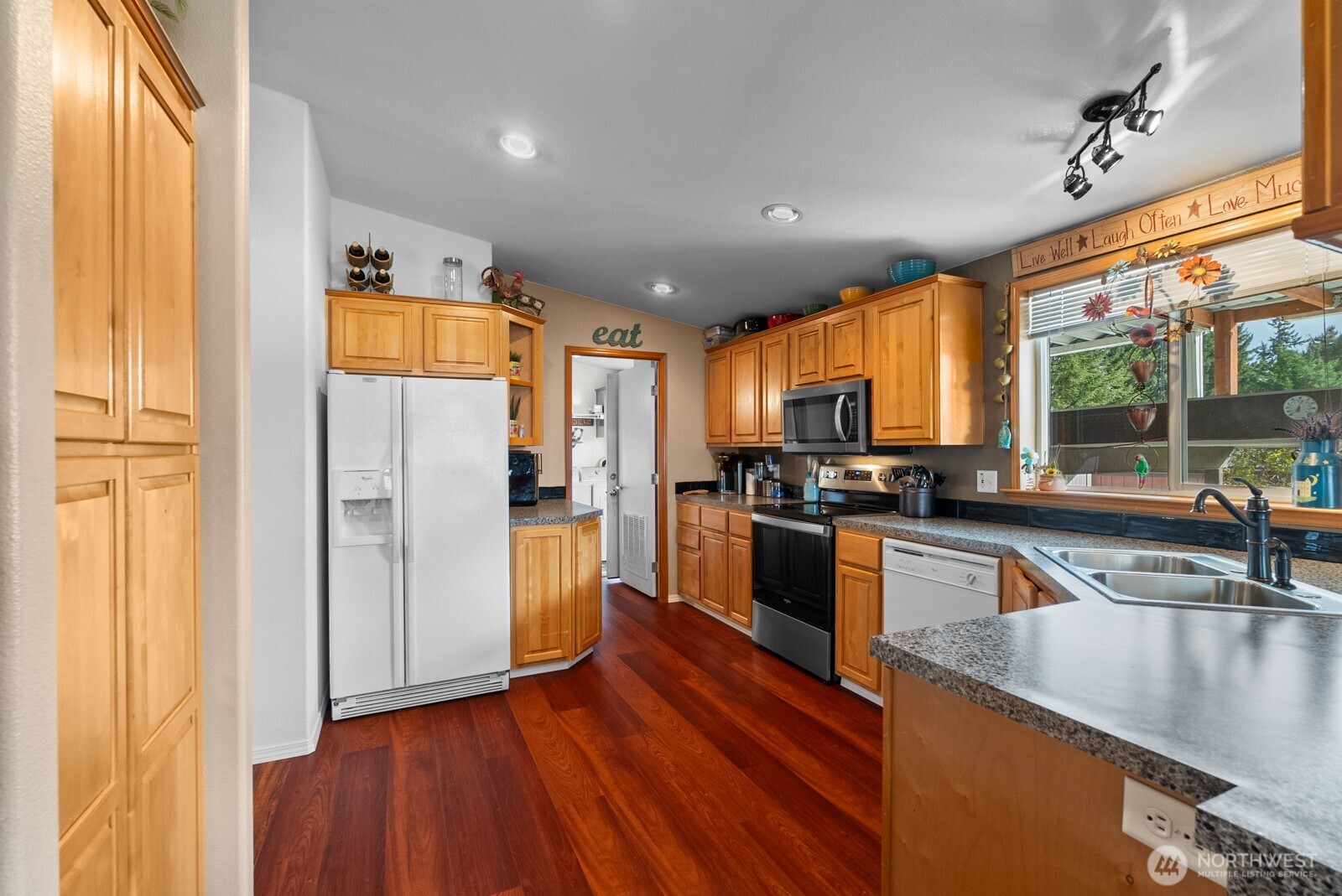 9314 Canyon Road E 39