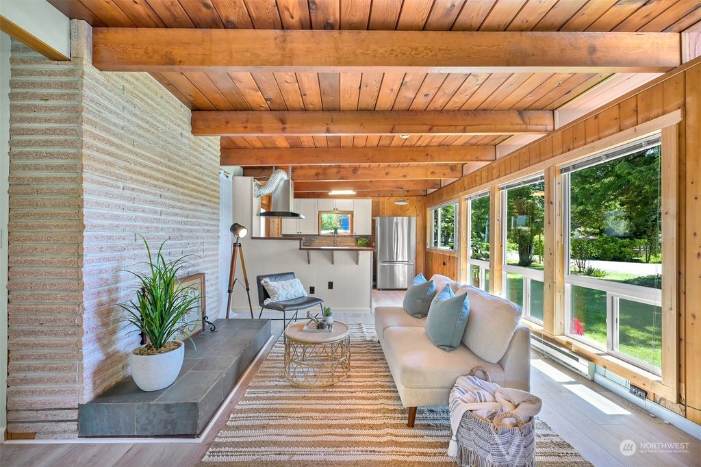 listing image 9368894174283904361