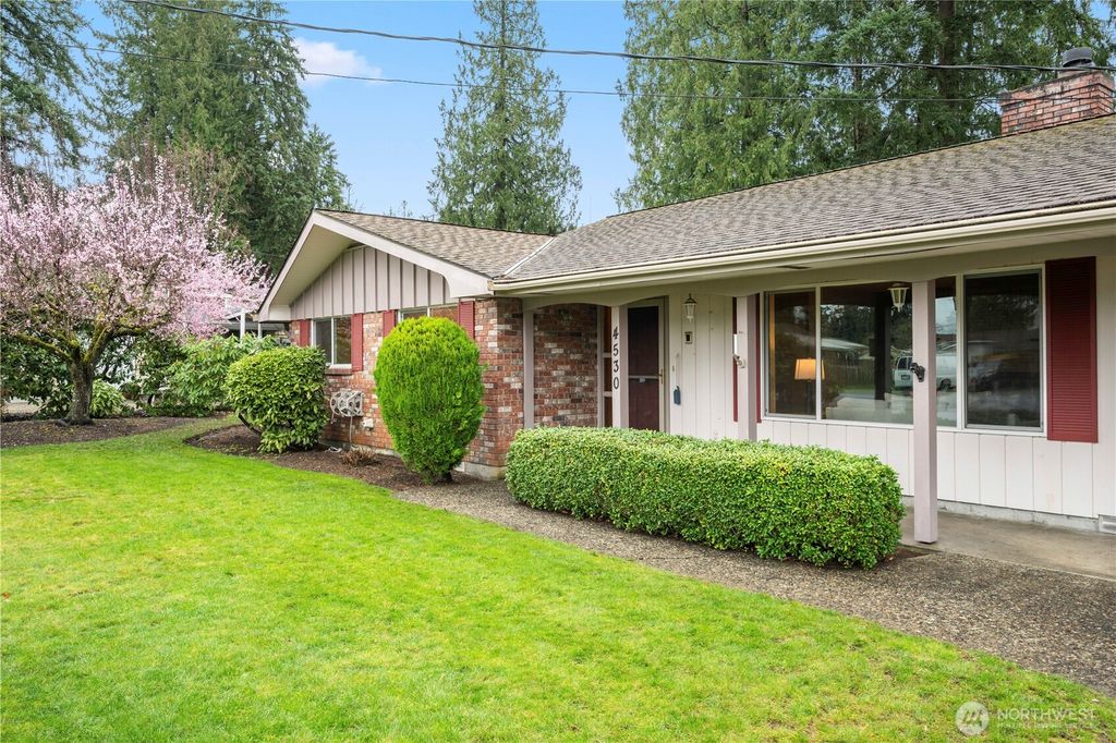Photo of 4530 104th Place NE, Marysville, WA 98271 (MLS # 2494363)